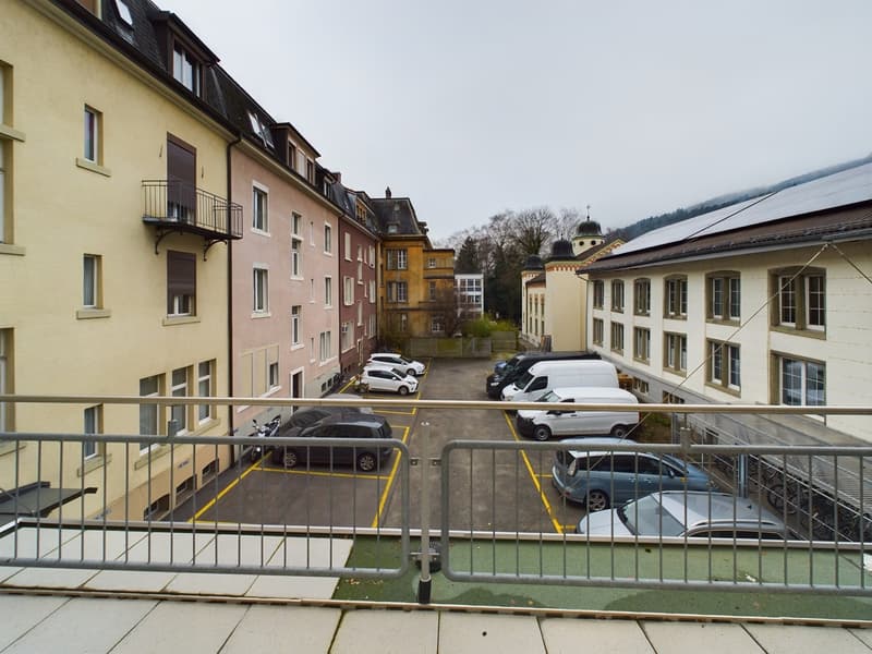 Charmante 5.5-Zimmer-Duplex-Wohnung im Herzen von Biel (12)