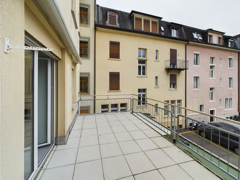 Charmante 5.5-Zimmer-Duplex-Wohnung im Herzen von Biel (11)