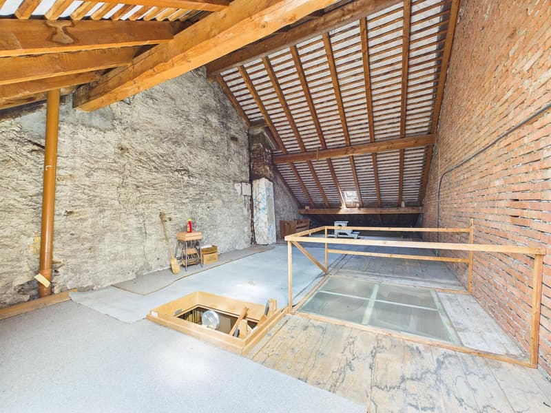 Historische Perle mit Einliegerwohnung und Ausbaupoteintial (7)