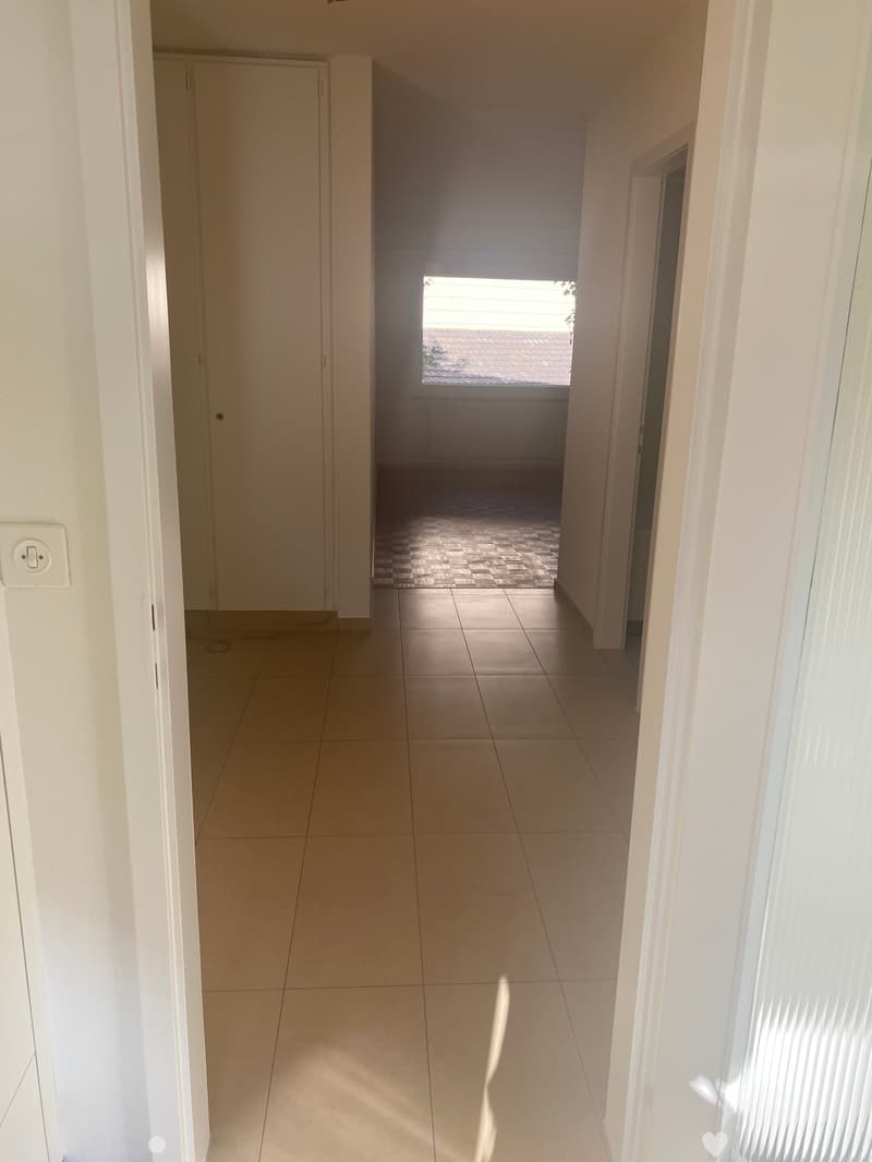 3-Zimmer-Wohnung mit Balkon in Biel – ab September 2026 zu vermieten (3)