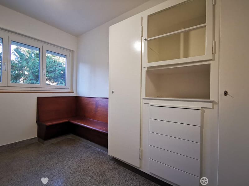 Helle 3-Zimmer-Wohnung mit Balkon an der General-Dufour-Strasse in Biel (4)