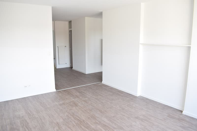 Wunderschöne 3-Zimmerwohnung mit viel Sonnenlicht (2)