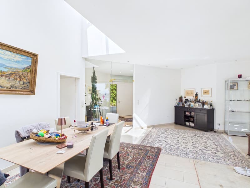 Exklusive Villa mit Pool und Seesicht in Ligerz (9)