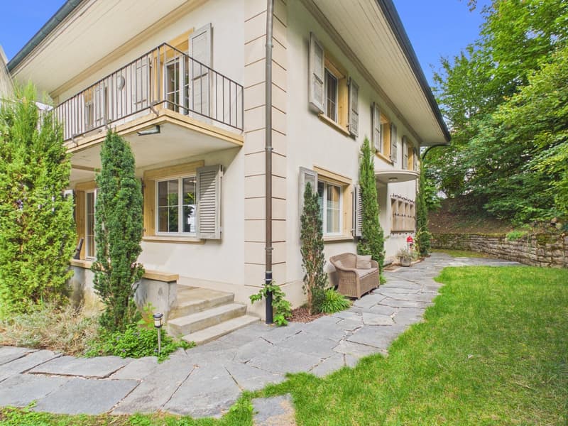 Einzigartige Villa mit Sicht auf See und Seeland (4)