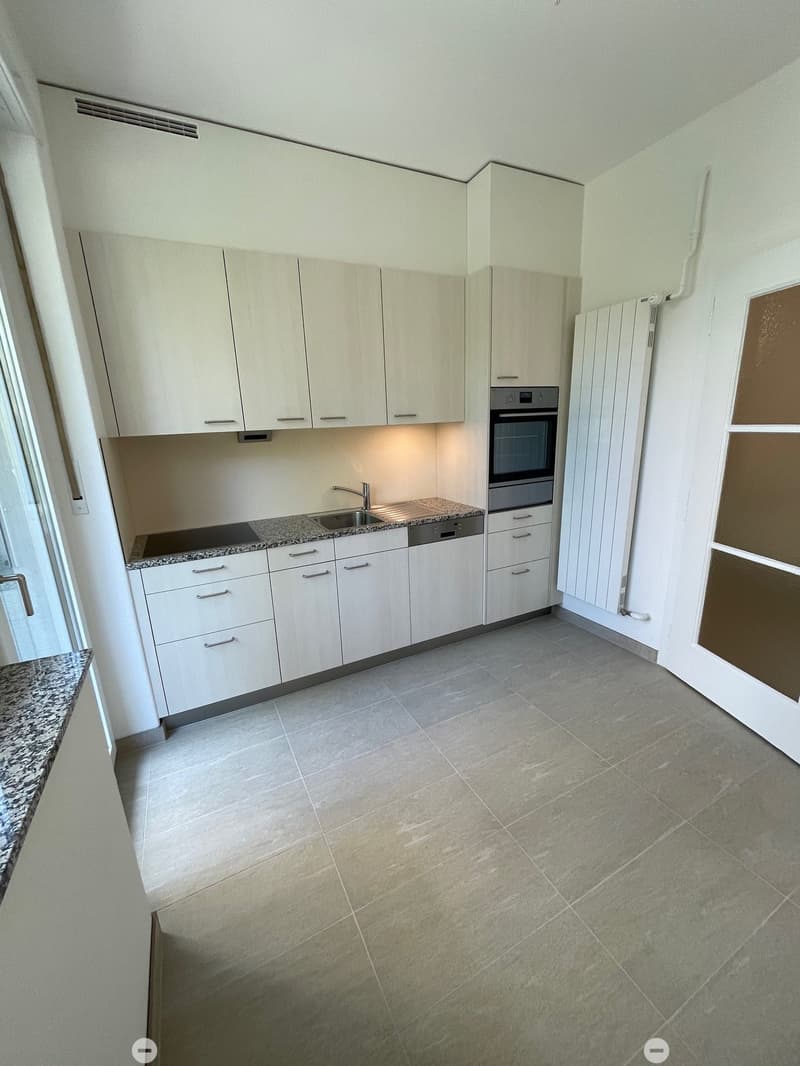 Tolle 4.5-Zimmer-Wohnung im Altbau an der General-Dufour-Strasse in Biel (5)