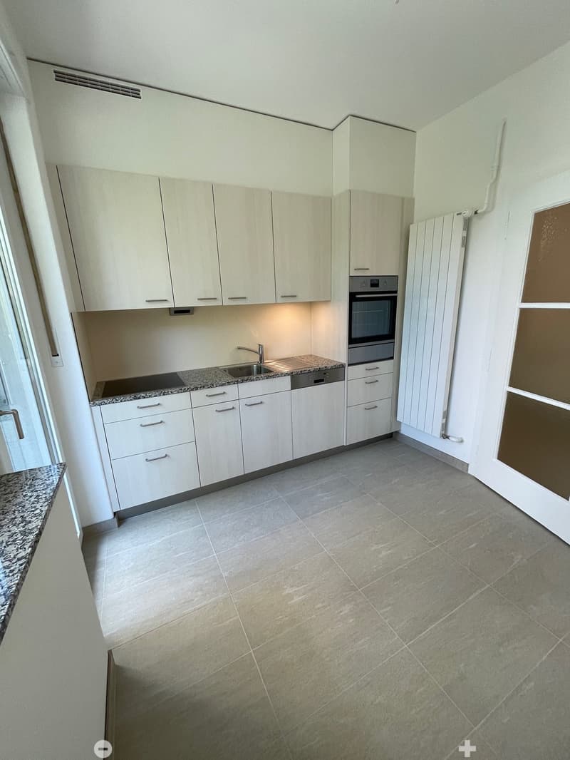 Tolle 4.5-Zimmer-Wohnung im Altbau an der General-Dufour-Strasse in Biel (5)