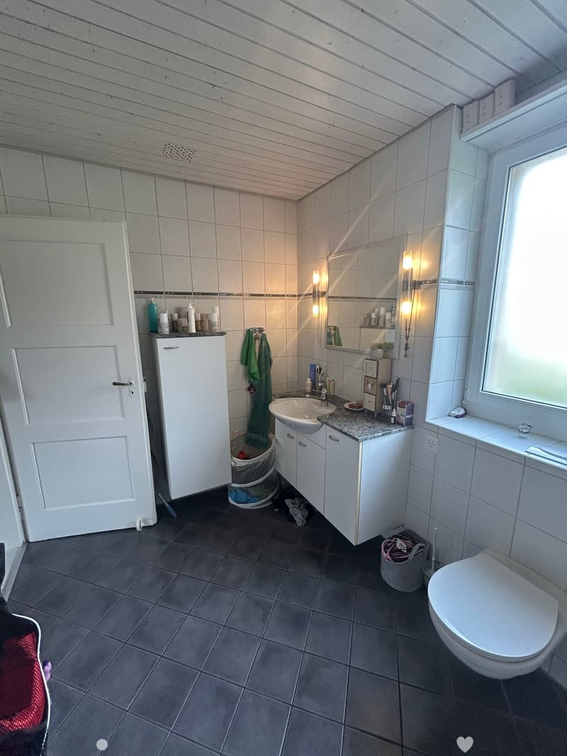 In 2-Familenhaus mit Garten- und Poolnutzung (3)