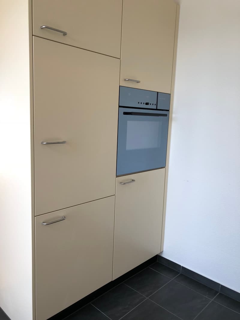 Helle 3-Zimmer-Dachwohnung mit Balkon und Minergie-Zertifikat in Biel (9)