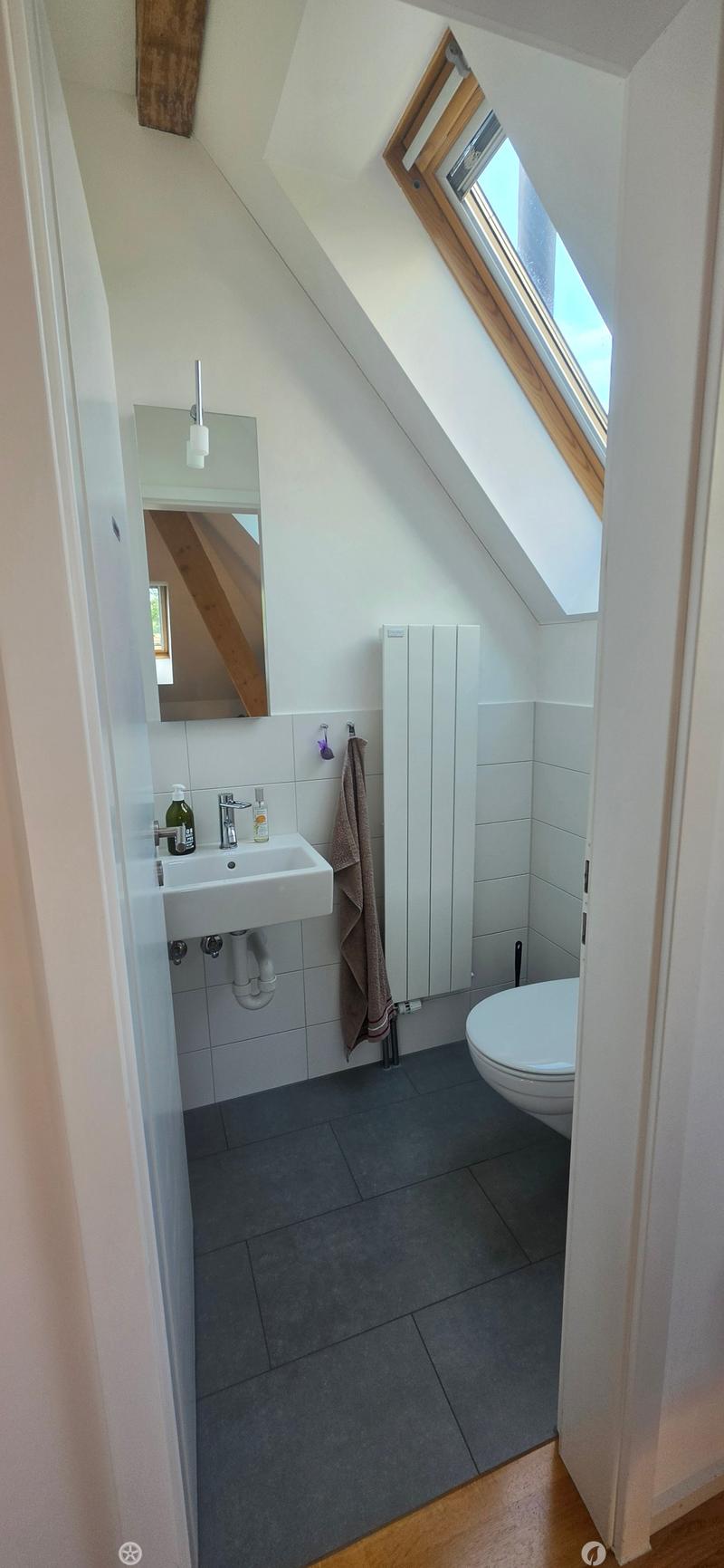 Moderne 3.5 Zimmer-Dachwohnung mit Galerie und Balkon (6)