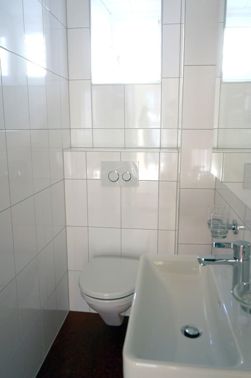 Renovierte 3-Zimmer-Altbauwohnung mit Balkon (12)