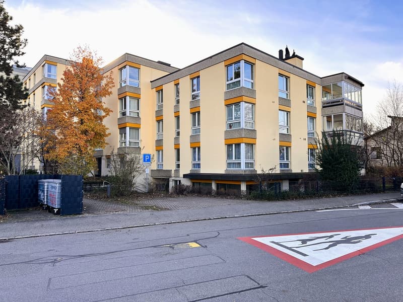 Grosszügige 2.5-Zimmerwohnung mit Terras..., Chasseralstrasse 150, CHF 445000 | homegate.ch