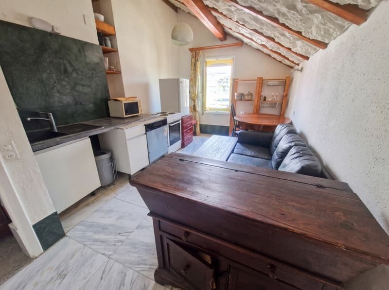Gepflegte 4-Zimmer-Dachwohnung mit Cheminée - Brüggstrasse 74, Biel (1)