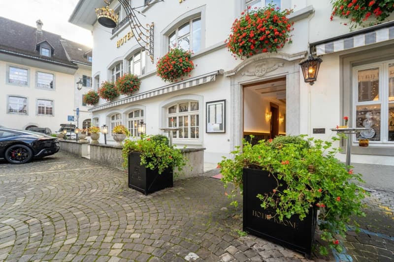 Hotel Krone - Traditionshotel mit Restaurant im historischen Städtli (2)