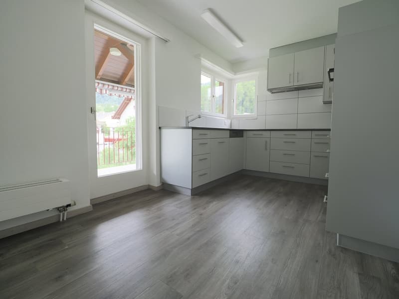 Attraktives 6-Familienhaus mit Einstellhalle – solide Anlageimmobilie in Ramiswil (12)