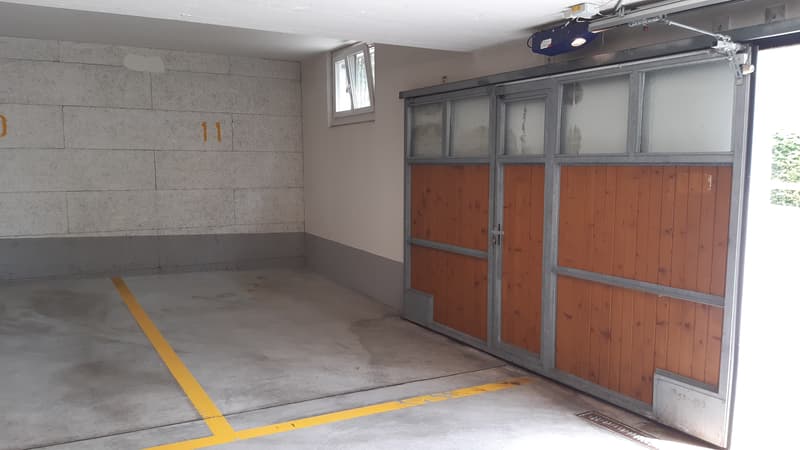3½ ZI-WOHNUNG IN OBERRIEDEN (ZH), MÖBLIERT (9)