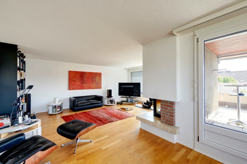 2½ ZIMMER-ATTIKAWOHNUNG IN BERN - LÄNGGASSE, MÖBLIERT, TEMPORÄR (3)