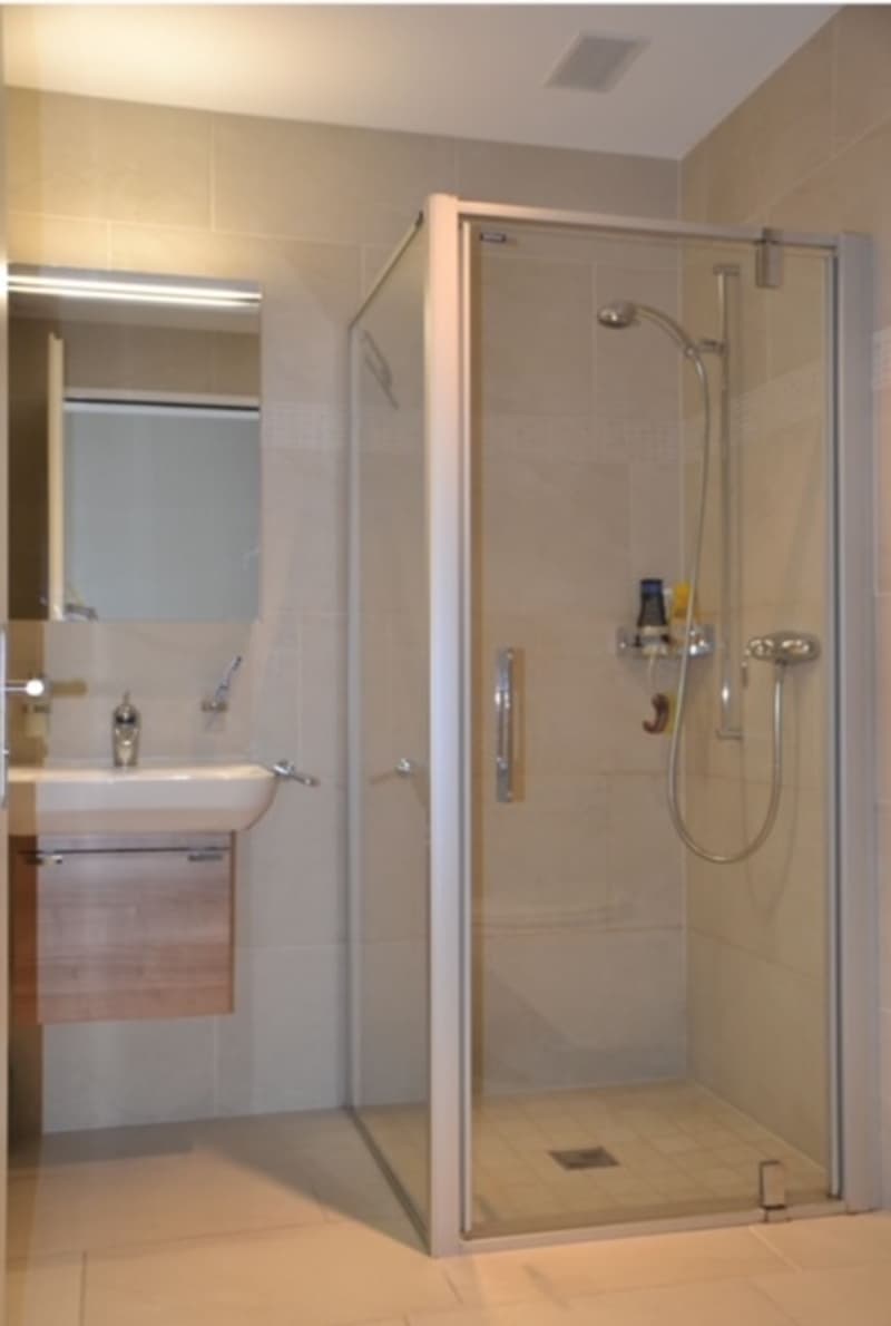 4½ ZI-WOHNUNG IN HORGEN (ZH), MÖBLIERT (7)