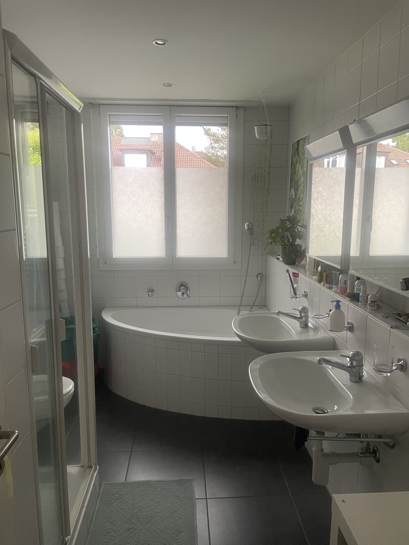 2½ ZIMMER-DACHWOHNUNG IN BERN - OSTRING, MÖBLIERT, TEMPORÄR (8)