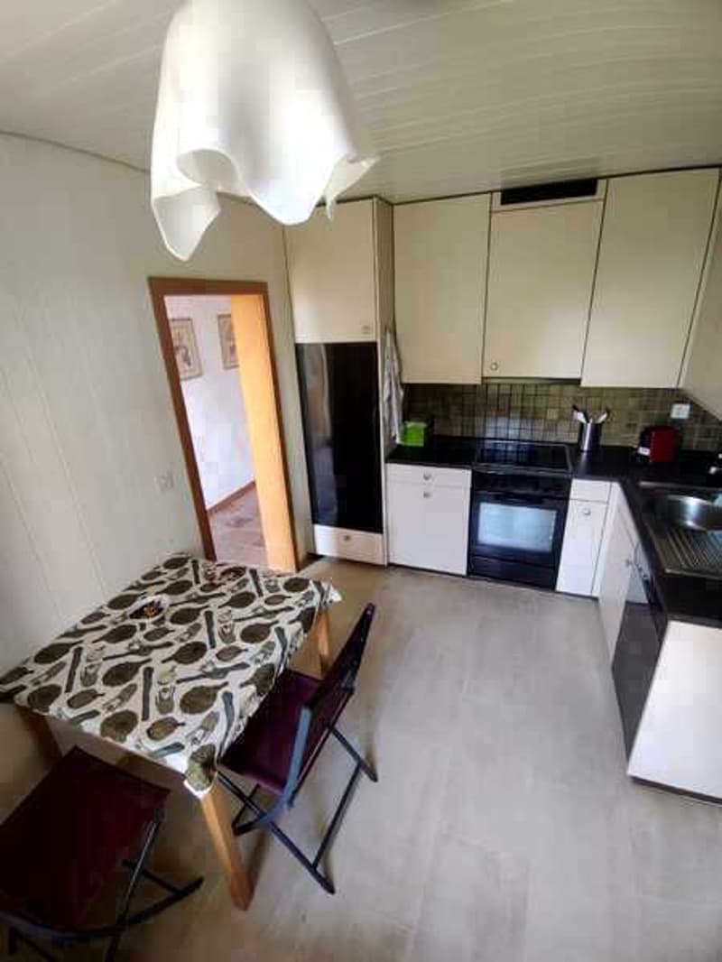 3 ZI-WOHNUNG IN KIRCHLINDACH (BE), MÖBLIERT (3)