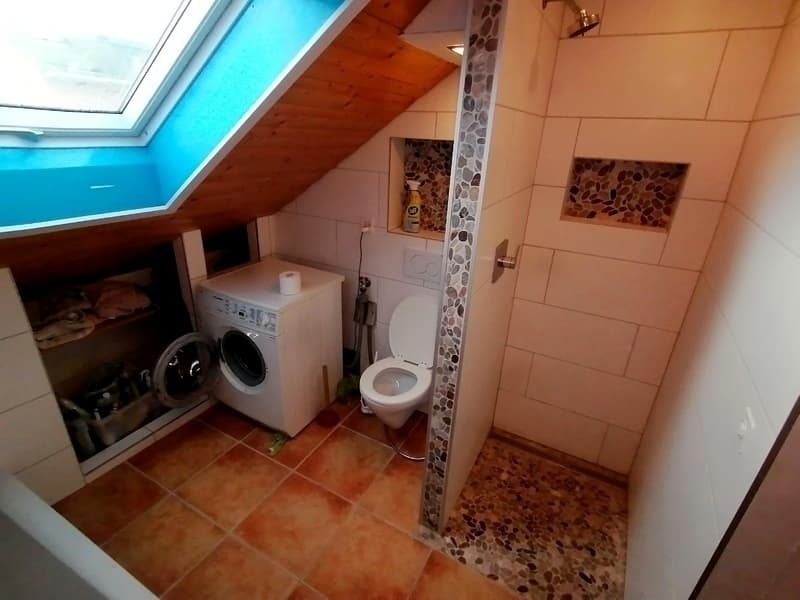 2½ ZIMMER-DACHWOHNUNG IN BASEL - ISELIN, MÖBLIERT, TEMPORÄR (9)