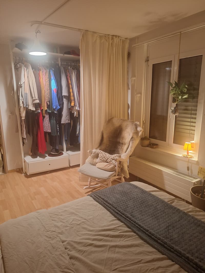 2½ ZI-WOHNUNG IN ZÜRICH - KREIS 10 WIPKINGEN, MÖBLIERT, TEMPORÄR (4)
