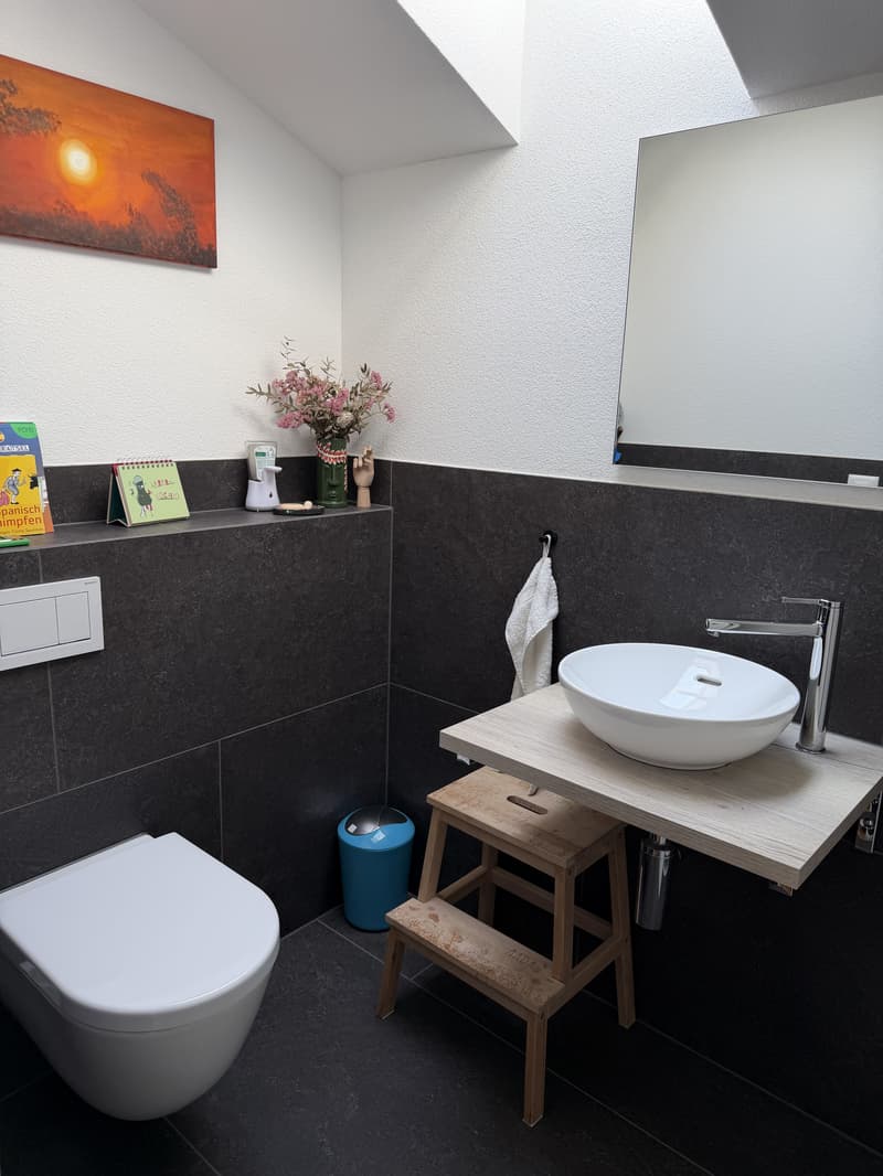 3½ ZIMMER-DACHWOHNUNG IN UNTERÄGERI (ZG), MÖBLIERT, TEMPORÄR (6)