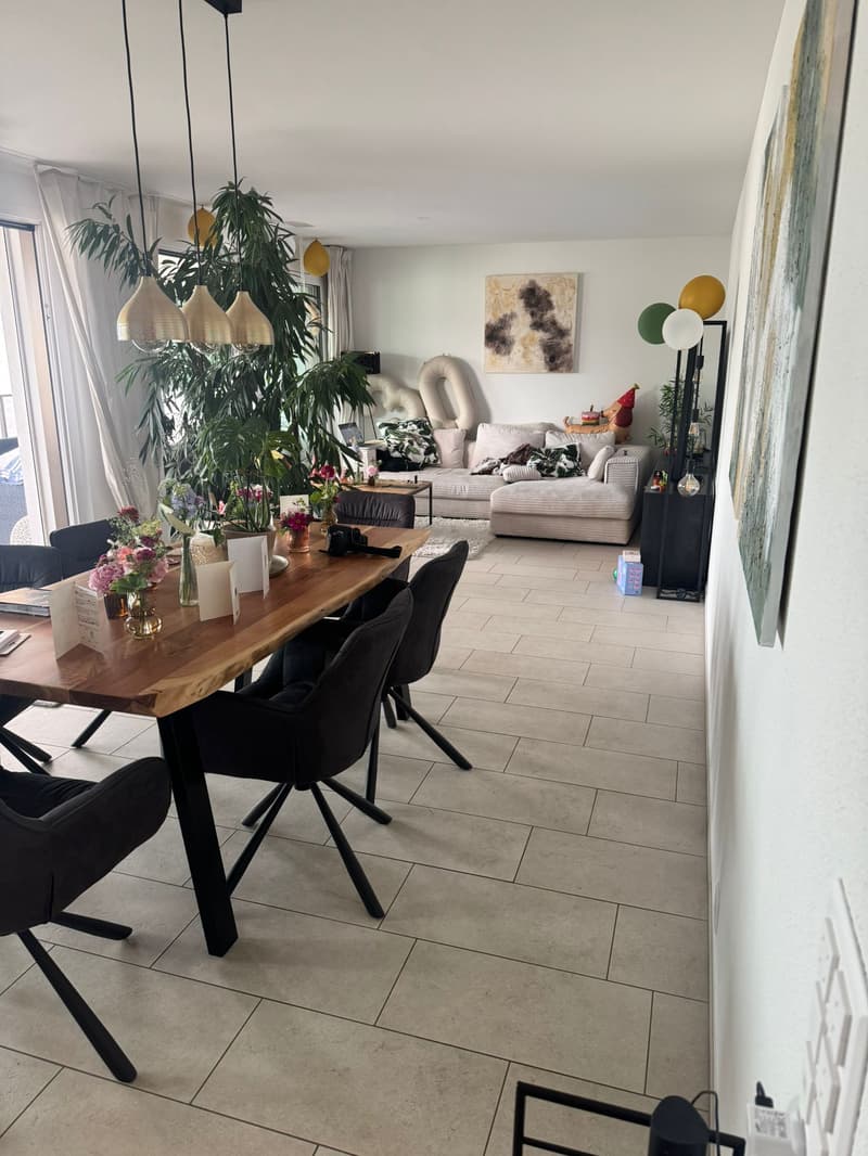 3½ ZI-WOHNUNG IN KLOTEN (ZH), MÖBLIERT, TEMPORÄR (1)