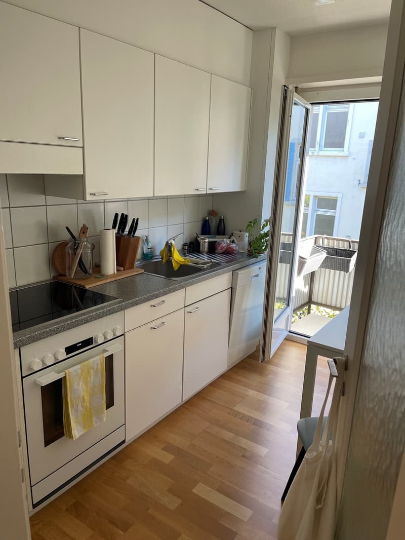 2½ ZI-WOHNUNG IN ZÜRICH - KREIS 8, MÖBLIERT, TEMPORÄR (3)
