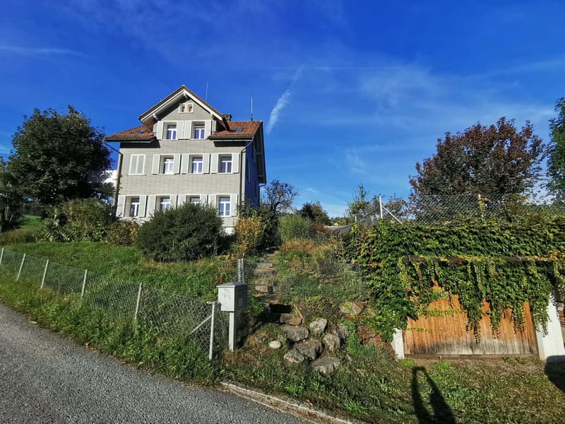 7½ ZIMMER-HAUS IN URNÄSCH (AR), MÖBLIERT, TEMPORÄR (8)