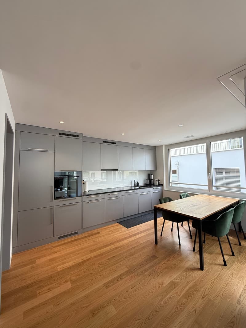 3½ ZI-WOHNUNG IN PFÄFFIKON (SZ), MÖBLIERT, TEMPORÄR (2)