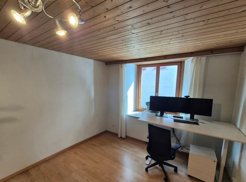 1½ ZI-WOHNUNG IN TAMINS (GR), MÖBLIERT, TEMPORÄR (3)