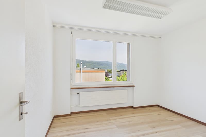 Wohnen in der Nähe des Bielersees – 5-Zimmer-Reihenhaus mit Potenzial (6)