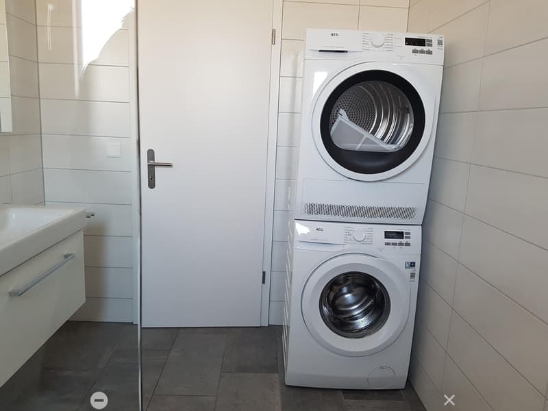 Moderne 3.5-Zimmer-Attika-Wohnung (7)