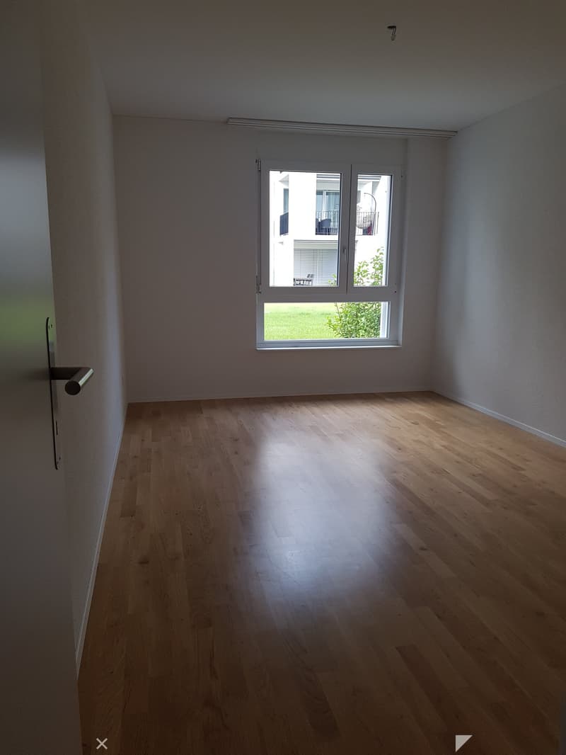 Moderne 3.5-Zimmer-Erdgeschosswohnung (6)