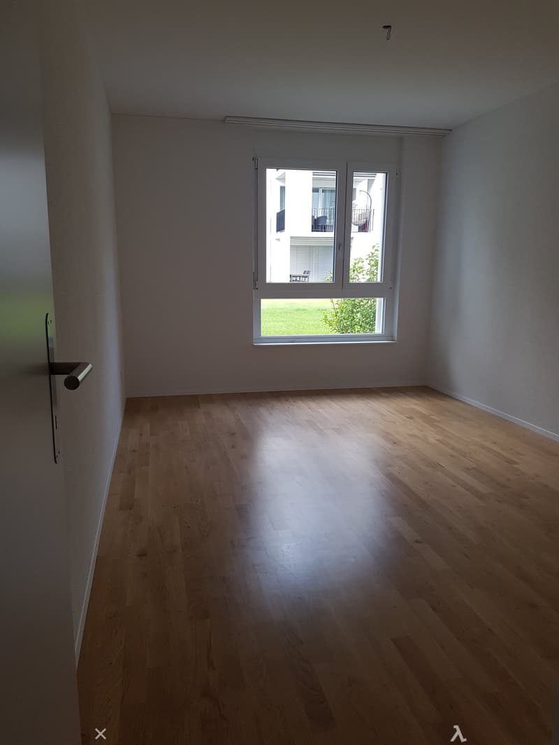 Moderne 3.5-Zimmer-Erdgeschosswohnung (6)