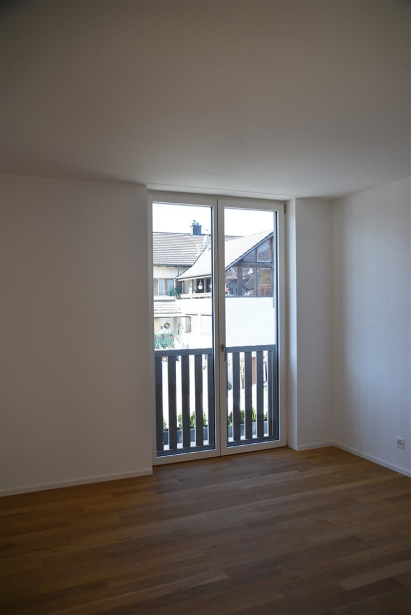 2.5-Zi Wohnung mit grossem Balkon (9)