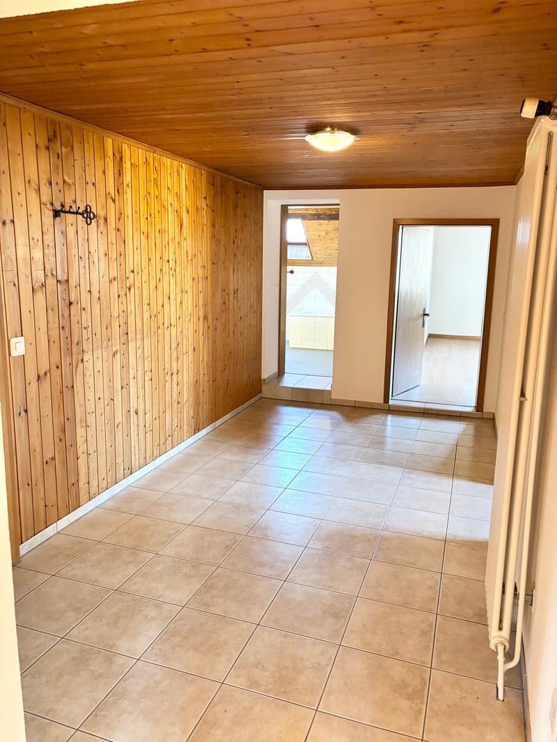 Gemütliche Dachwohnung mit Gartensitzplatz (9)
