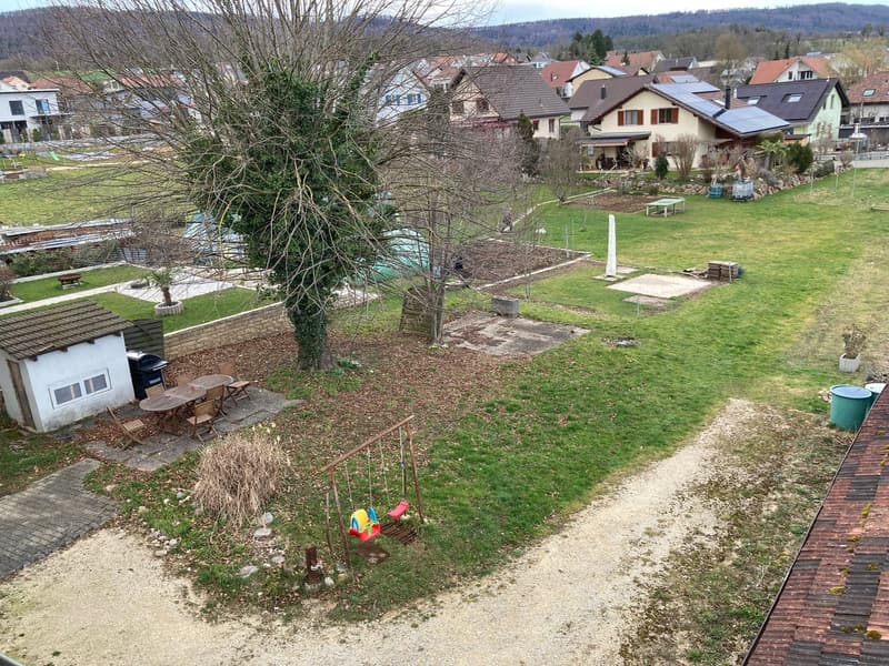 Gemütliche Dachwohnung mit Gartensitzplatz (10)