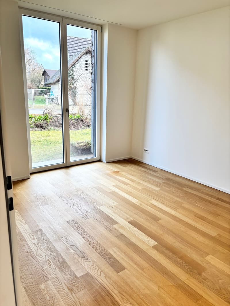 Moderne 2.5-Zi-Wohnung mit Terrasse - Nr. 0.4 (6)