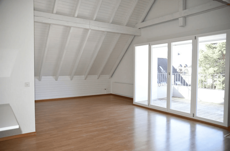 Dachwohnung an ruhiger Lage im Dorfzentrum (2)