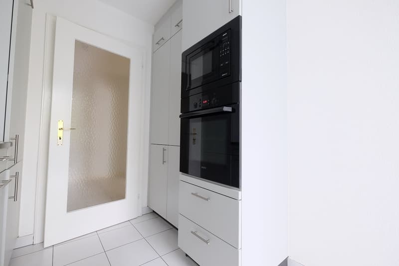 Traumhafte 4-Zimmer-Eigentumswohnung mit grossem Balkon (5)