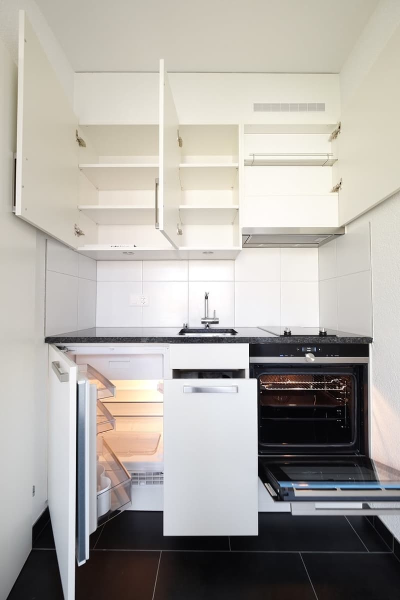 Moderne 1-ZimmerDACHwohnung mit riesigem Dachbalkon (3)