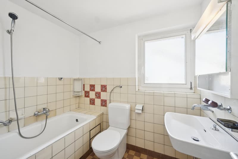 Doppelhaushälfte mit Charakter und Potenzial (11)