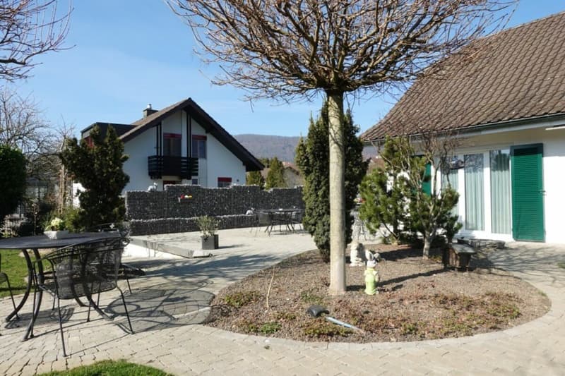 Maison unifamiliale avec grand jardin (16)