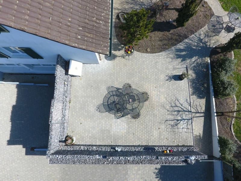 Maison unifamiliale avec grand jardin (6)