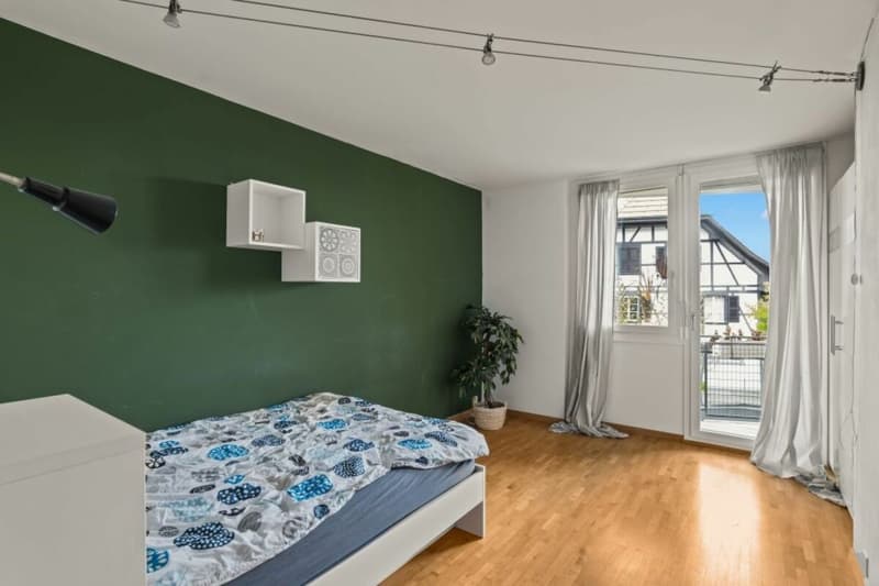 Traumhaftes Eck-Reiheneinfamilienhaus mit zwei Einstellhallenplätze (13)