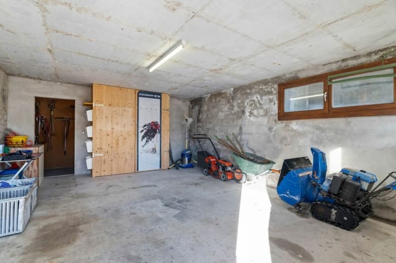 Einzigartig! Zweifamilienhaus im Skigebiet Crans-Montana/VS (27)