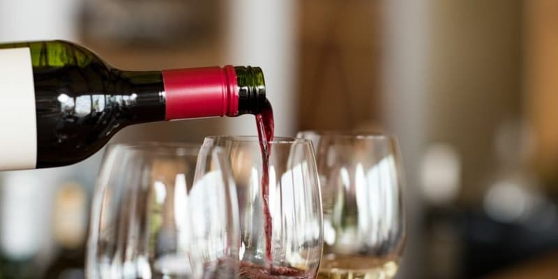 Top! Erfolgreiche Getränke- und Weinhandlung mit Eventgeschäft (4)
