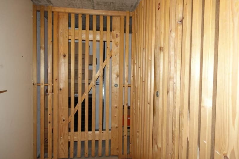 Einzigartige Gewerberäumlichkeiten im EG & UG (34)