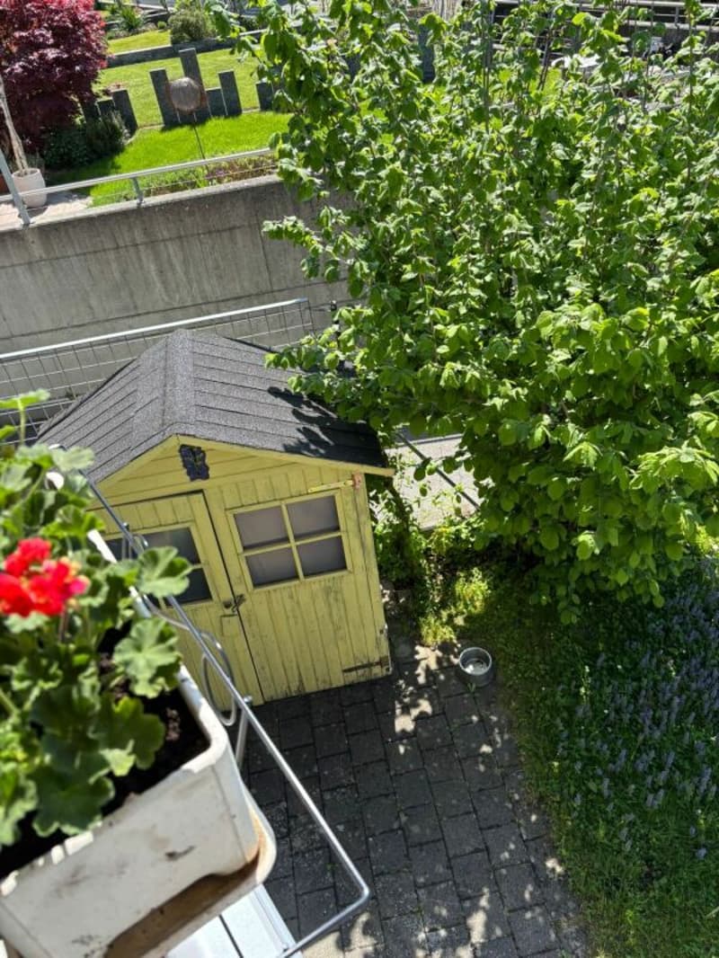 Traumhaftes Eck-Reiheneinfamilienhaus mit zwei Einstellhallenplätze (6)